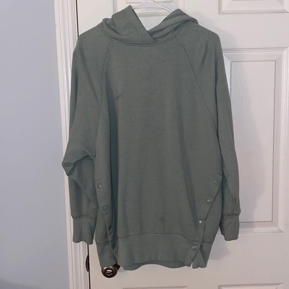 Light Green Aerie Sweatshirt with Side Buttons size small worn once